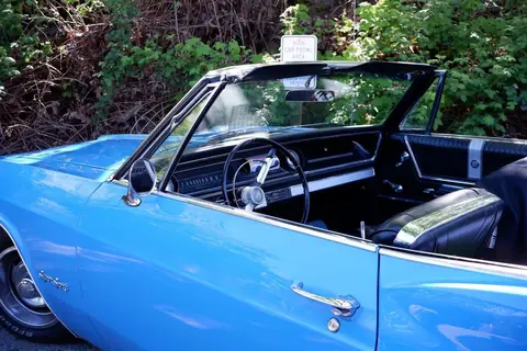 Before: Convertible moved to a desert road